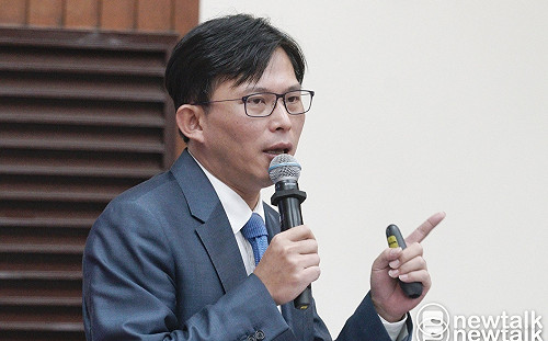 首腦至今仍逍遙法外!方仰寧向黑道宣戰 黃國昌憂成胡志強淪笑柄