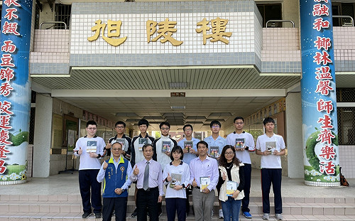 侯友宜母校嘉義高中學測表現亮眼  學長按讚