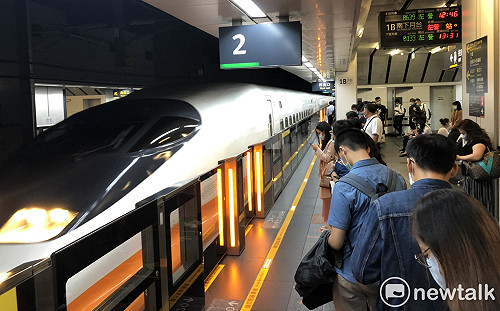 武漢肺炎》全台防疫加嚴!高鐵15日起取消自由座:暫停悠遊卡進站功能