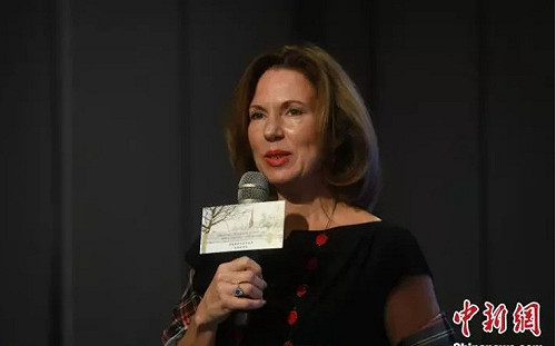 批中就是反中?英國駐中大使:外國媒體批判性報導不代表憎恨中國