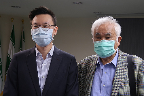 民進黨憲改小組要「制憲」? 他批 : 蔡英文是領導人還是騙票人?