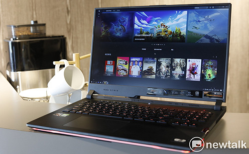 電競潮開箱》最可靠的戰友!「槍神專屬」ROG Strix SCAR 17用過就回不去啦