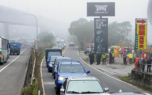 濃霧來襲!西部4縣市清晨能見度不到200公尺