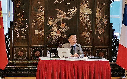 盧沙野誑語「不可能是個人見解」 矢板明夫：得到了一定程度的授權