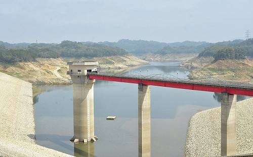 水情惡化！永和山、寶二水庫蓄水率跌破5%  鯉魚潭水庫僅剩5.1%