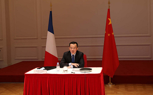 辱法學者》中國使館火上澆油:戰狼是因為瘋狗太多