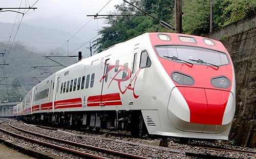 台鐵為何無法民營化？他舉這3關鍵......這樣的公司 誰敢經營？