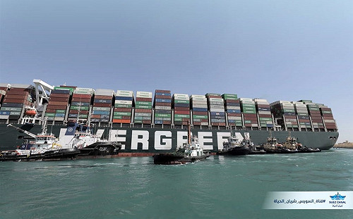 長榮長賜輪卡蘇伊士運河 埃及總統下令準備卸貨替船減重