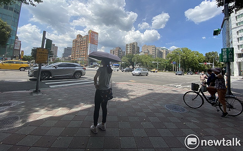 大水蟻爆發是降雨前兆?吳德榮:未來十天鋒面南下機會渺茫