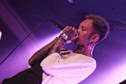 大港開唱後失蹤陳屍愛河！｢謎路人｣主唱小賀驚傳過世 公司證實死訊