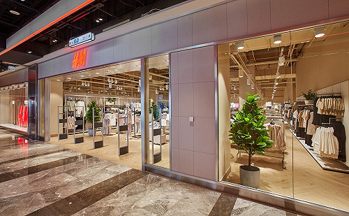 H＆M關閉中國首店 中國投資人：歸咎快時尚衰退 其次才是疫情與新疆棉