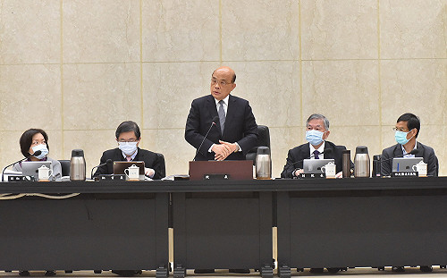 蘇揆：台灣對中國的投資依賴 10年來從84%降為33%