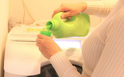 洗衣精1個月用光！租屋妹抖出用法