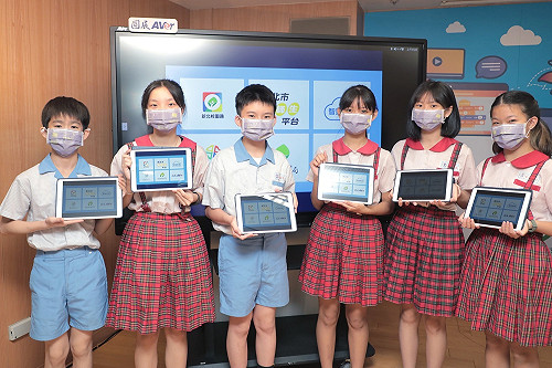 業者捐千萬觸控螢幕  新北校園數位學習添生力軍