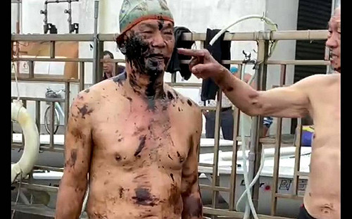 西子灣晨泳後全身油汙 海保署緊急清理並徹查 