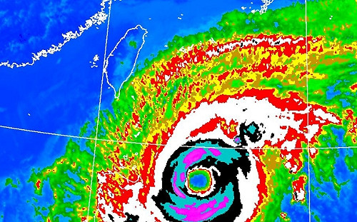 2號颱風「舒力基」明日離台最近！外圍水氣移入3地區有雨