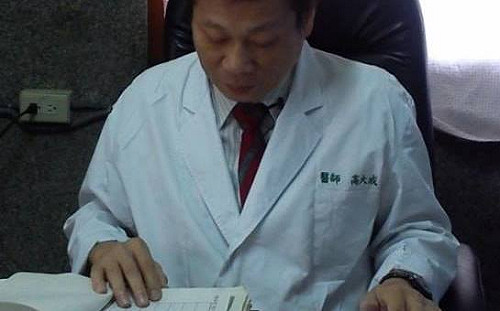 男童遭過肩摔瀕臨腦死!｢等同600公斤猛撞27次｣高大成怒：根本霸凌