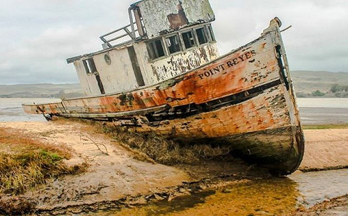 16人困海上12天！「辣媽用母乳」救整船：每天一人吸10秒