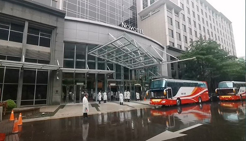 武漢肺炎》華航諾富特二館重啟！指揮中心有條件點頭：需24小時監看