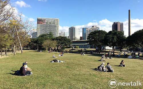立夏南台灣熱翻天!台南北寮飆35.7度  2縣市高溫亮黃燈