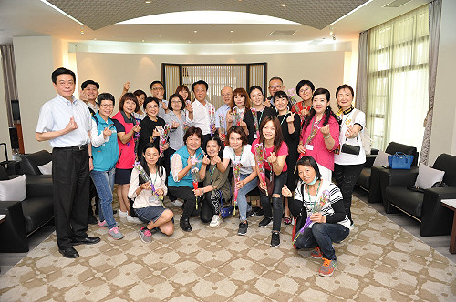 關懷兩岸婚姻家庭 海基會攜新住民歡度母親節