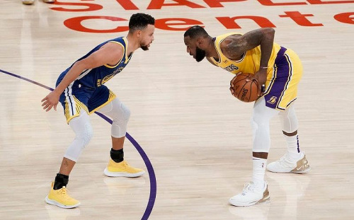 NBA/附加賽不看好勇士 美媒:Curry在湖人主場三分很鐵