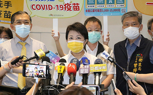 坐鎮防疫會議 盧秀燕:中部無本土個案、沒有人是局外人