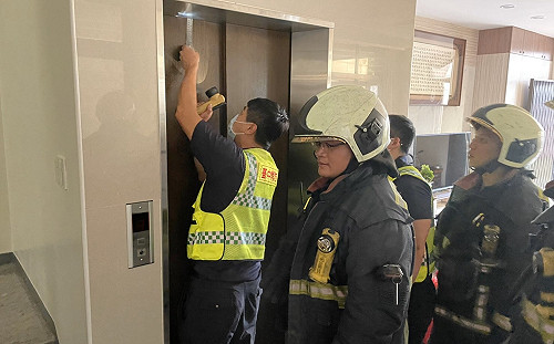 513大停電》台中33人受困電梯救出  中捷未受影響