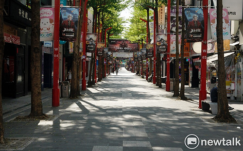 雙北升三級警戒！鬧區都沒人  謝長廷大讚「台灣人團結有防疫概念」