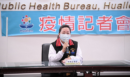 徐榛蔚今施打第一劑AZ 過程太快直呼「不知道打完了」