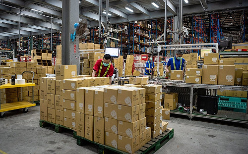 三級警戒》「到府安裝」染疫風險高！網購業者：大型家電停送萬華、板橋等5區