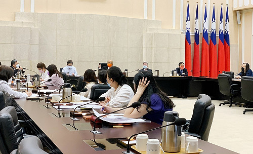 250萬戶1萬元兒童家庭防疫補貼 6/15啟動發放