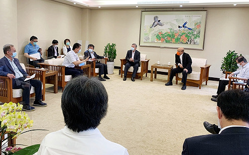 確診數校正回歸 蘇貞昌請陳時中持續檢討精進