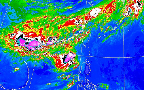 3號颱「彩雲」中心傍晚最接近陸地、鋒面夾擊！15縣市豪大雨特報
