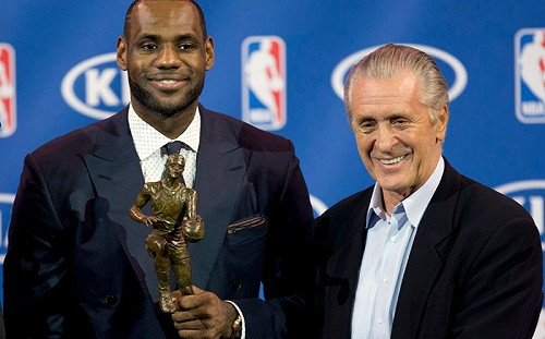 招募詹皇回歸？熱火教父語帶玄機