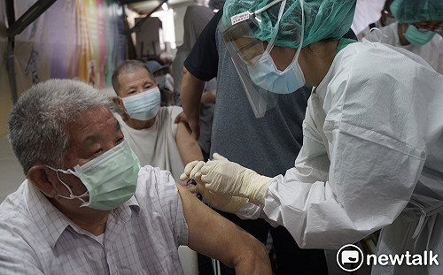 新冠疫情仍持續！疾管署：4/9起開放高風險族群 施打第2劑XBB疫苗