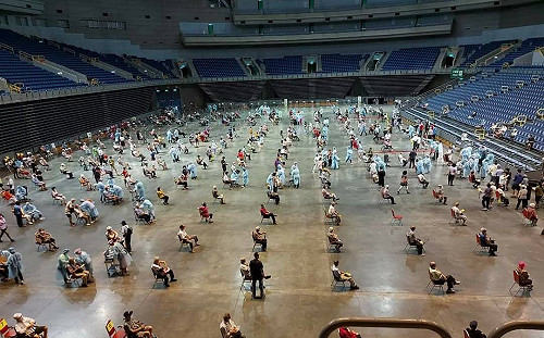 暖心陳其邁VS嘴硬柯文哲  邱俊憲臉書揭兩人強烈對比