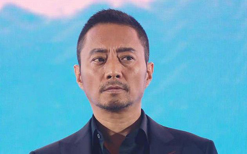 影帝張涵予「臉超黑」驚呆網友！超幽默回應電影梗：光榮