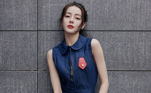 迪麗熱巴「班機困杜拜3天」缺席巴黎時尚週！網氣炸：太荒唐了