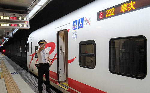 懶人包》台鐵大改點、汽燃費改名後首度開徵！7月6大交通新制一次看