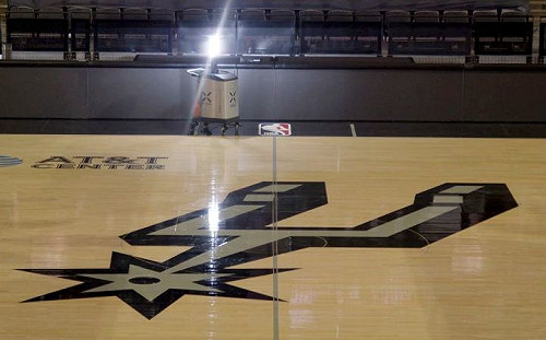 再見！馬刺主場AT