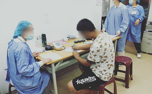 阻斷市場感染風險 雲林縣安排運雞業者施打疫苗