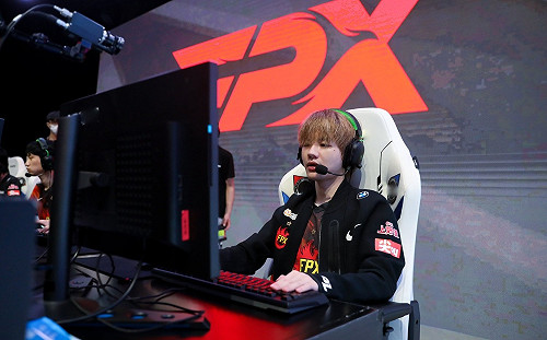 追星追到醫院！中國電競狂粉為探望選手擠爆大廳