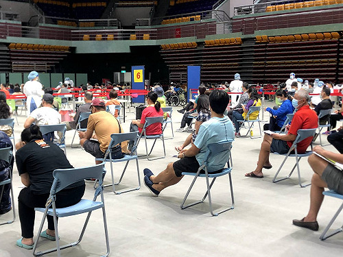 公費疫苗預約開打 屏縣上午施打率破5成