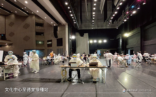 高雄女打完疫苗當場抽搐緊急送醫  生命徵象穩定留觀中