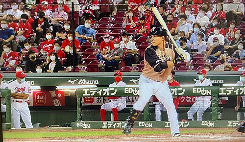 日職/王柏融刻意「往本壘站」 積極微調後展現好成果