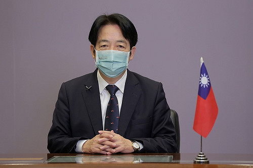 賴清德:努力提升防疫篩檢能量及疫苗研發生產製造