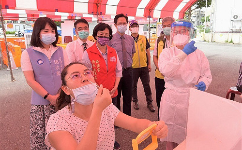 彰化領先全國啟動家用快篩站 凡經醫療診所轉介即完全免費