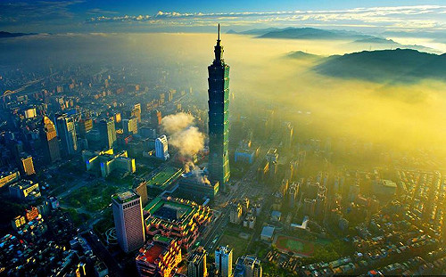 IMF上修台灣經濟成長 預測至5.9% 明年再增3.3%