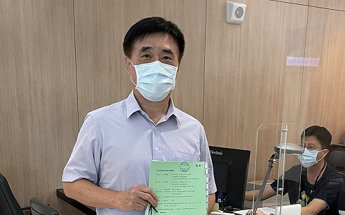 鼓動別打高端!郝龍斌奔高等法院遞狀 喊話地方首長:別配合中央